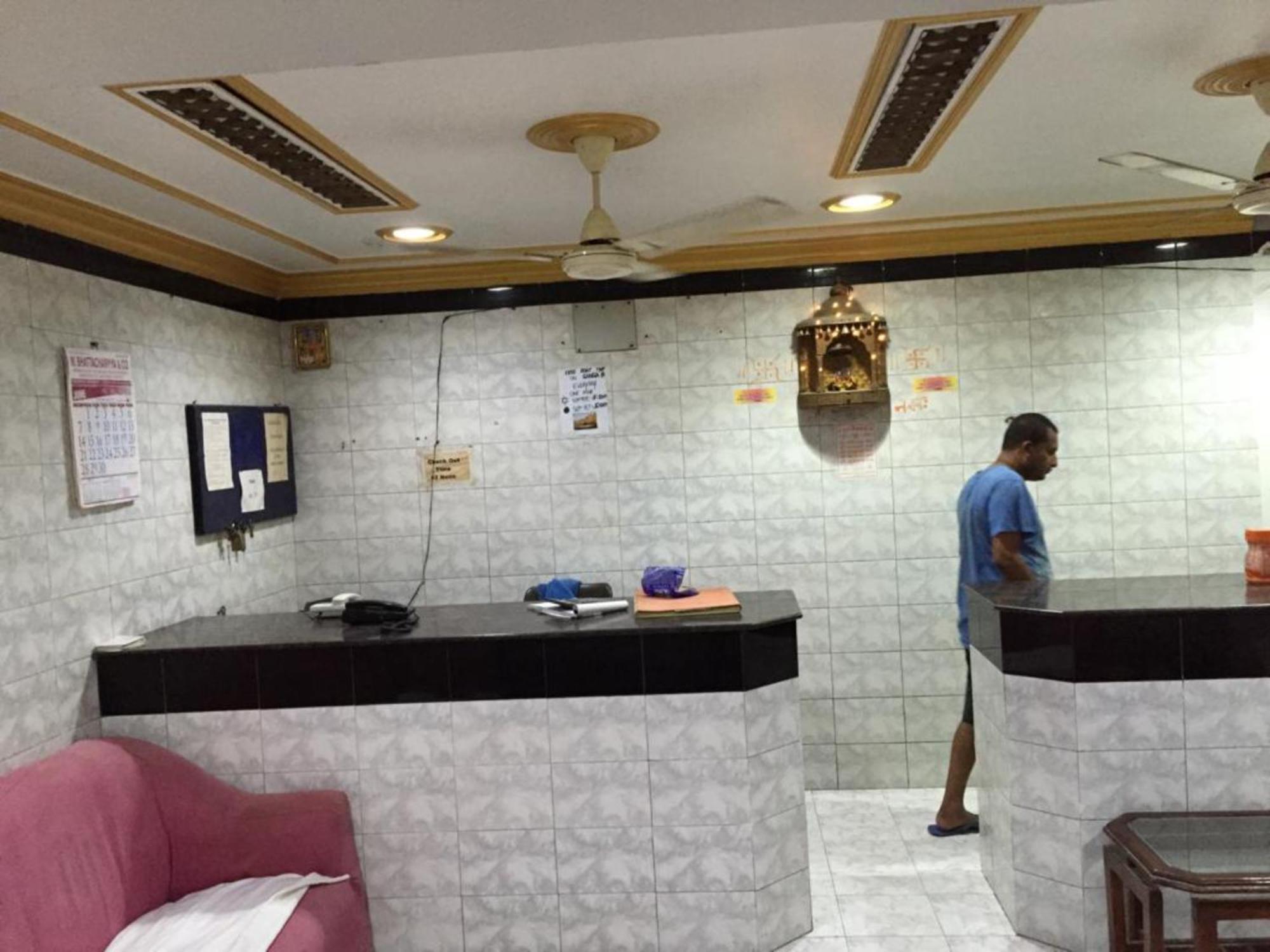 Grg Shanti Guest House Varanasi Near Manikarnika Ghat エクステリア 写真