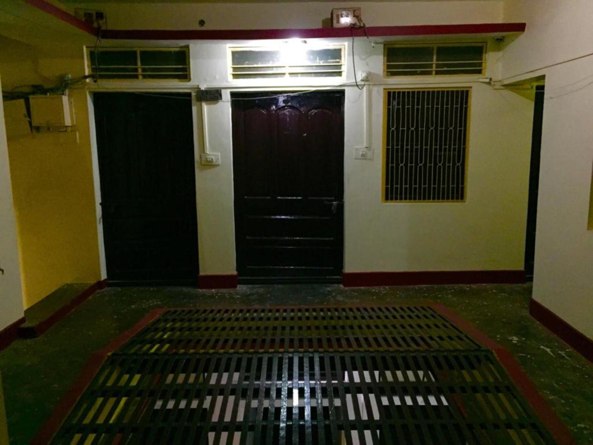 Grg Shanti Guest House Varanasi Near Manikarnika Ghat エクステリア 写真