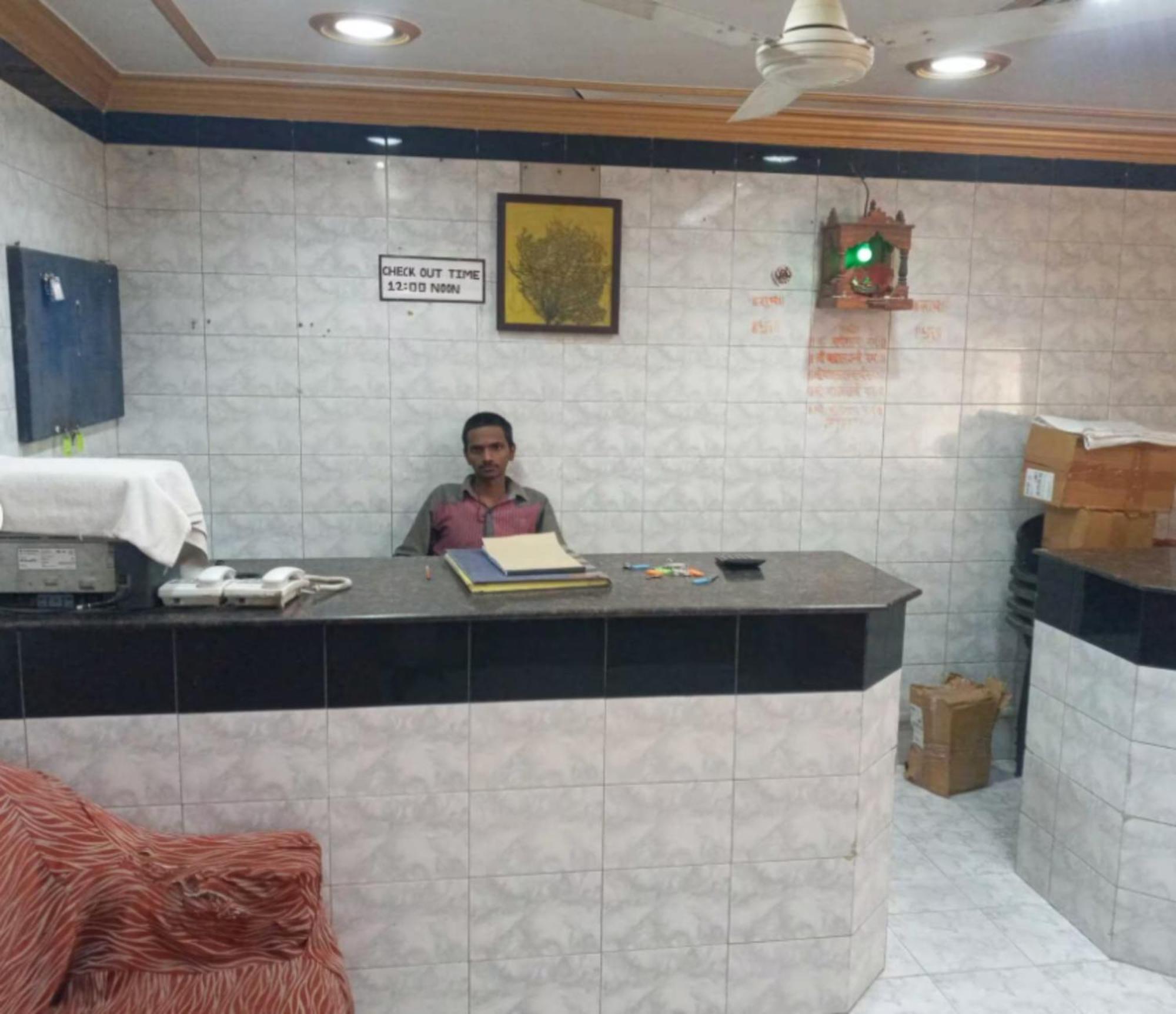 Grg Shanti Guest House Varanasi Near Manikarnika Ghat エクステリア 写真