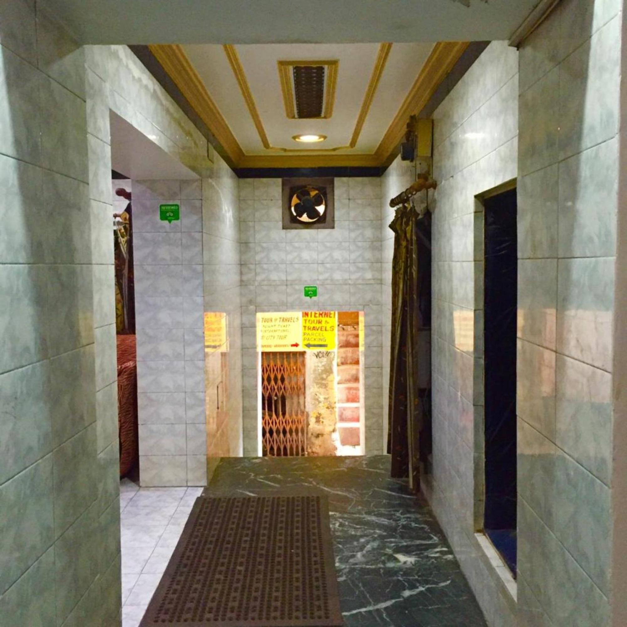 Grg Shanti Guest House Varanasi Near Manikarnika Ghat エクステリア 写真