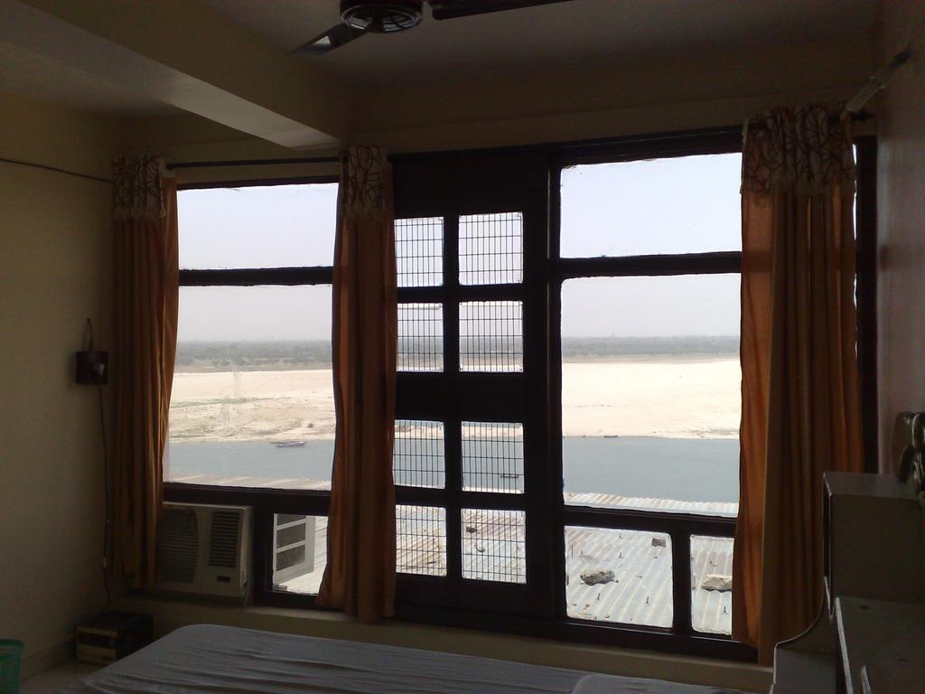 Grg Shanti Guest House Varanasi Near Manikarnika Ghat 部屋 写真