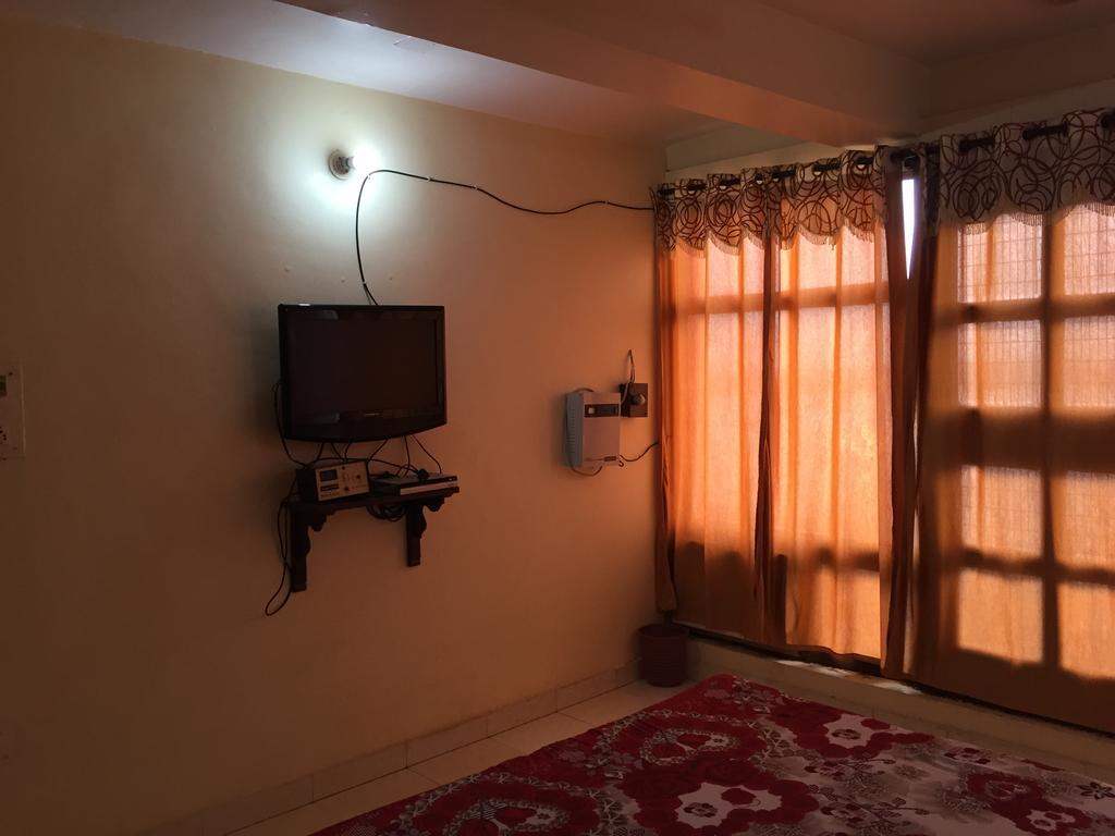 Grg Shanti Guest House Varanasi Near Manikarnika Ghat エクステリア 写真