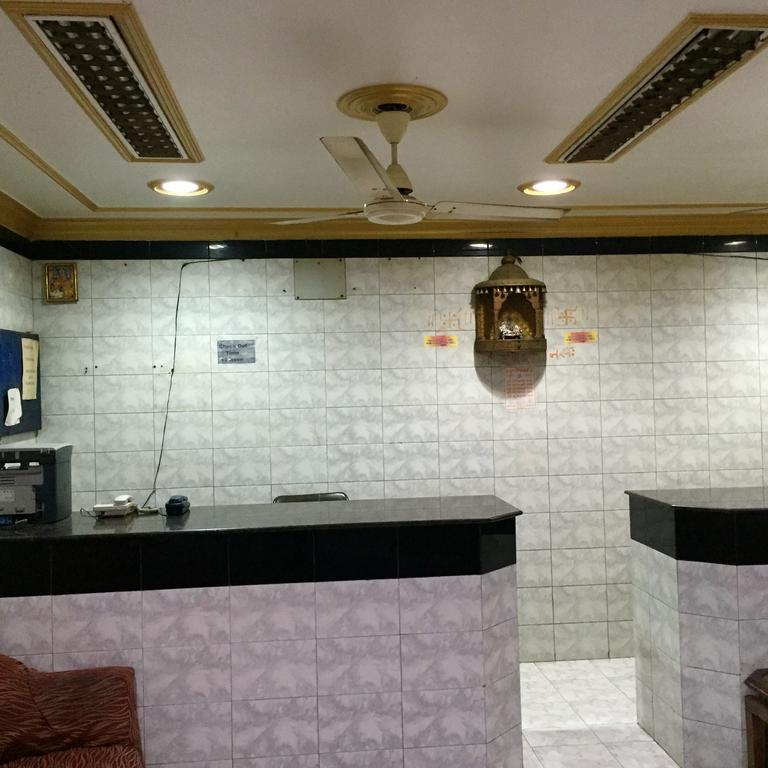 Grg Shanti Guest House Varanasi Near Manikarnika Ghat エクステリア 写真