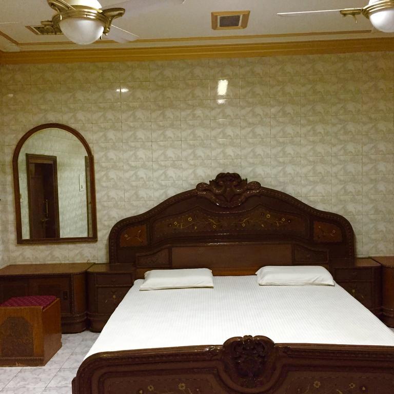 Grg Shanti Guest House Varanasi Near Manikarnika Ghat エクステリア 写真