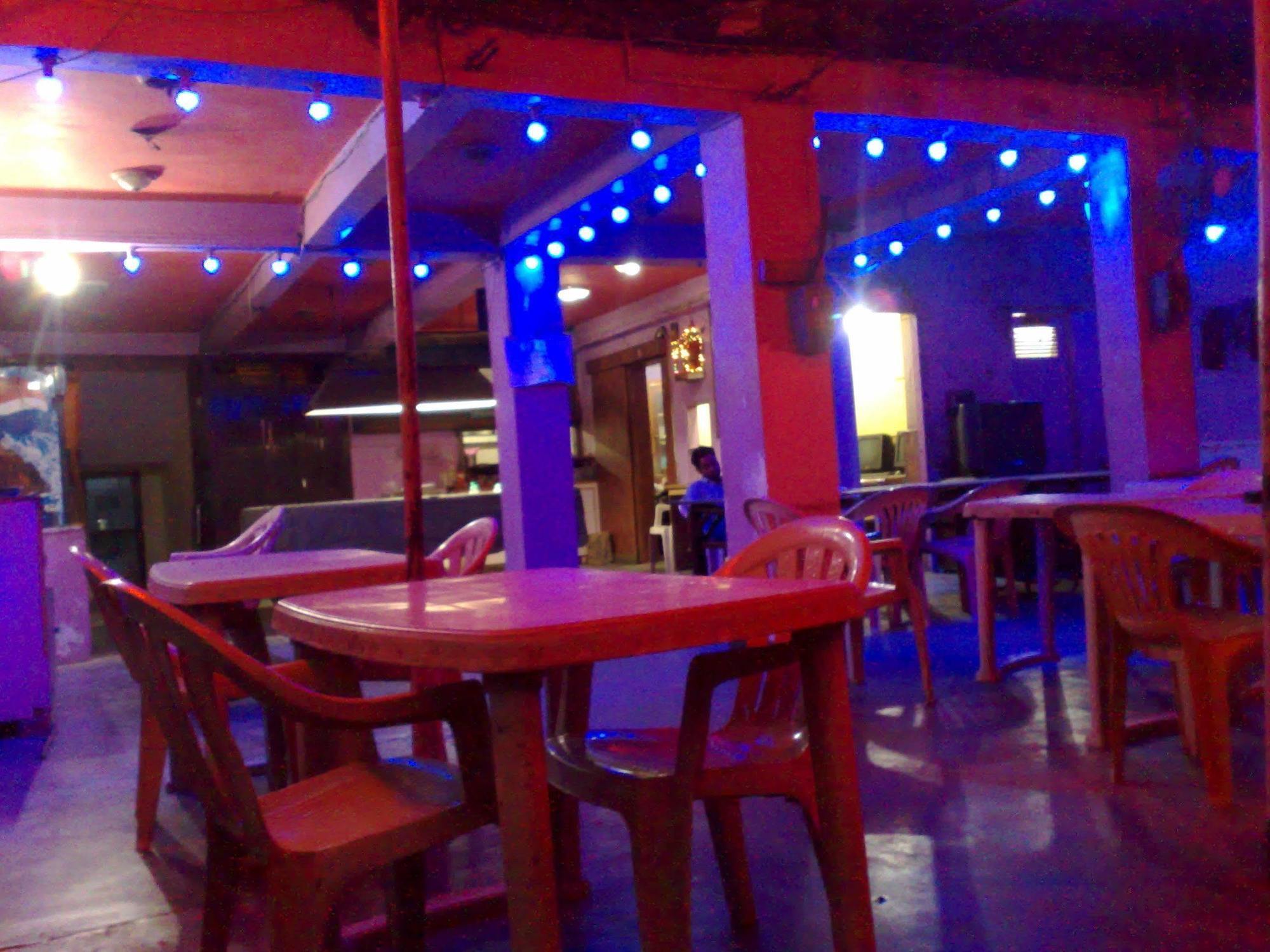 Grg Shanti Guest House Varanasi Near Manikarnika Ghat エクステリア 写真