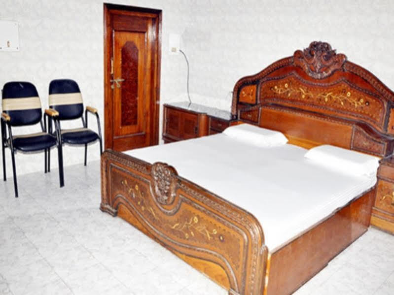 Grg Shanti Guest House Varanasi Near Manikarnika Ghat エクステリア 写真
